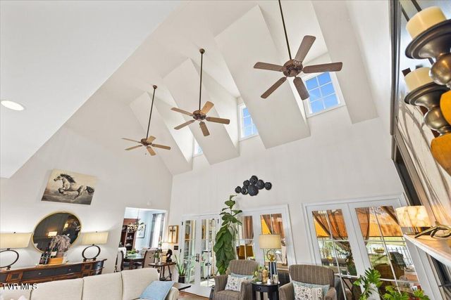 102 Willow Creek Lane, Jonesborough, TN 37659