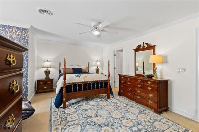 102 Willow Creek Lane, Jonesborough, TN 37659