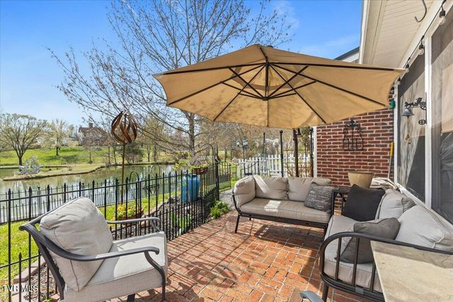 102 Willow Creek Lane, Jonesborough, TN 37659