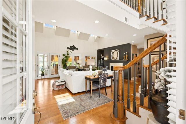 102 Willow Creek Lane, Jonesborough, TN 37659