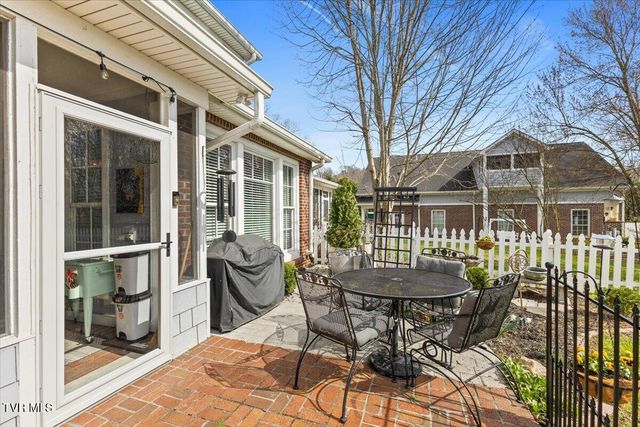 102 Willow Creek Lane, Jonesborough, TN 37659