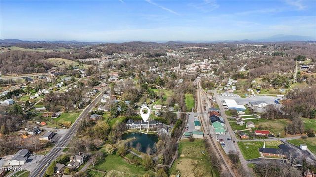 102 Willow Creek Lane, Jonesborough, TN 37659