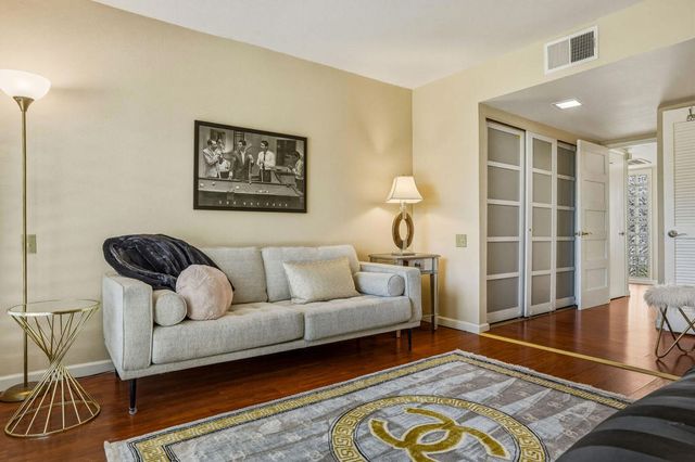 1515 Spyglass Plaza, Palm Springs, CA 92264