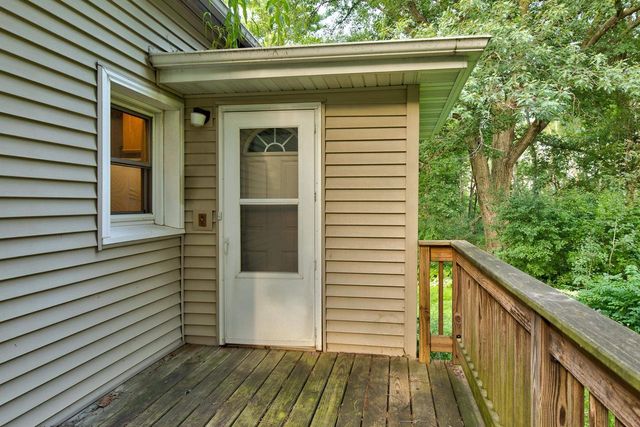 694 Fox Lane, Waterloo, WI 53594