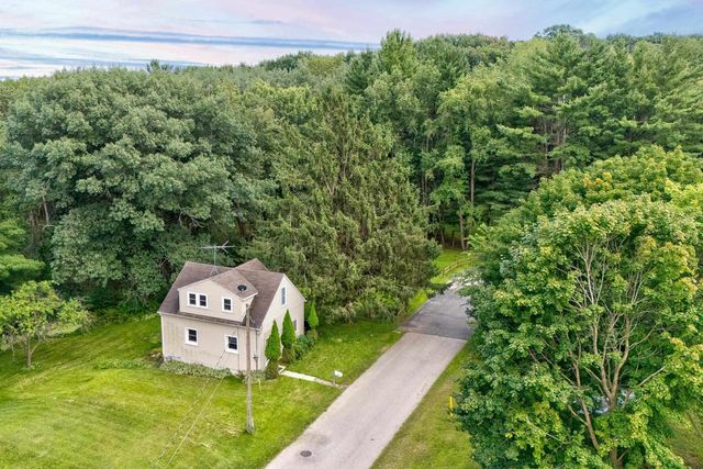 694 Fox Lane, Waterloo, WI 53594