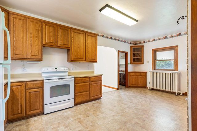 694 Fox Lane, Waterloo, WI 53594