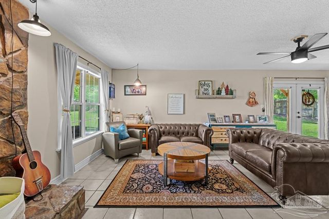 10370 Bowman Ave, Pensacola, FL 32534