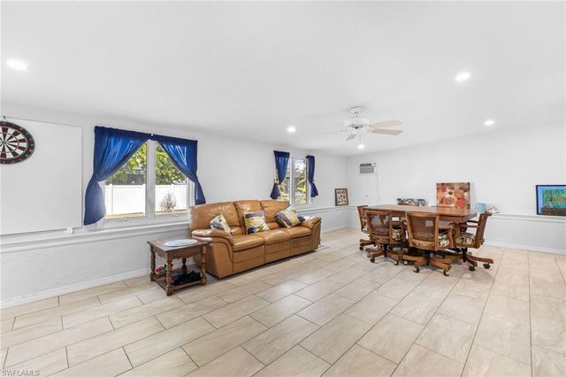 6118 Park RD, Fort Myers, FL 33908