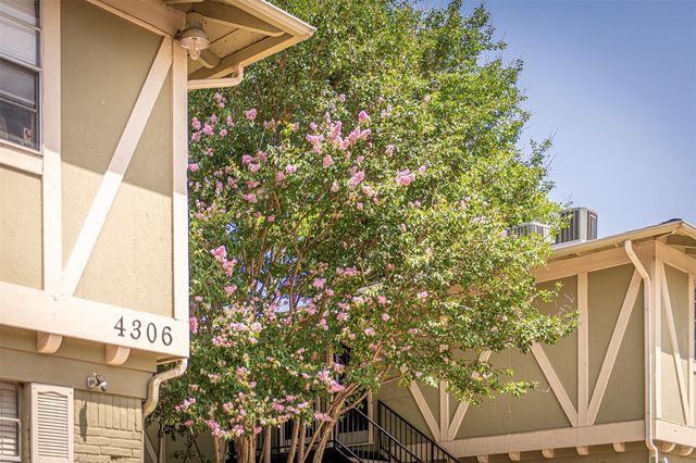 4306 Avenue A 105, Austin, TX 78751