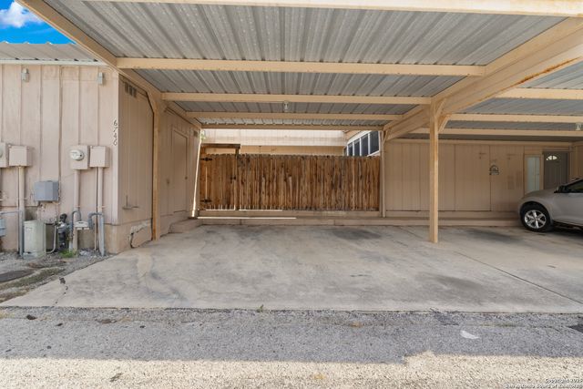 6746 CROWN RIDGE, San Antonio, TX 78239