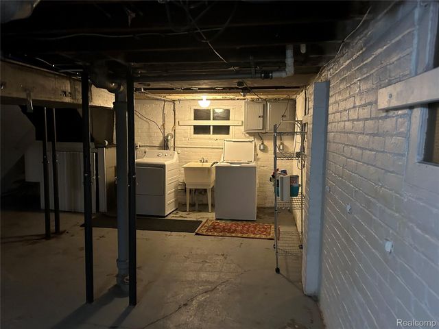 1465 Maryland Street, Grosse Pointe Park, MI 48230