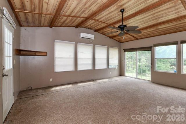 121 Fair Wind Lane, Statesville, NC 28677