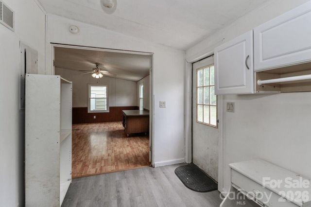 121 Fair Wind Lane, Statesville, NC 28677