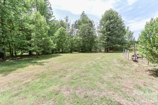 121 Fair Wind Lane, Statesville, NC 28677