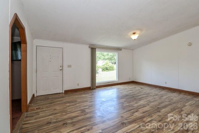 121 Fair Wind Lane, Statesville, NC 28677