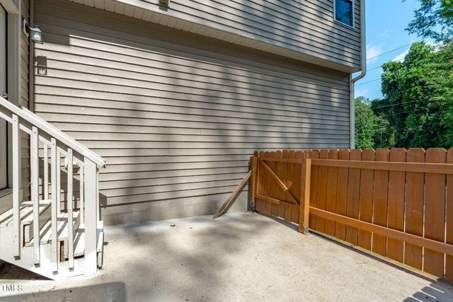 3204 Plaza Place, Raleigh, NC 27612