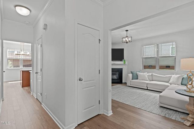 3204 Plaza Place, Raleigh, NC 27612