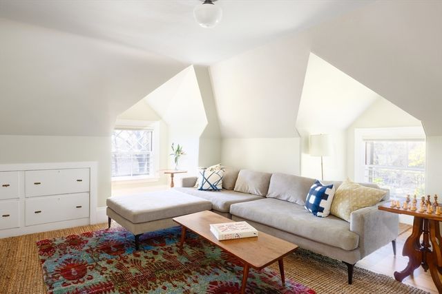 80 Mason Terrace 80, Brookline, MA 02446