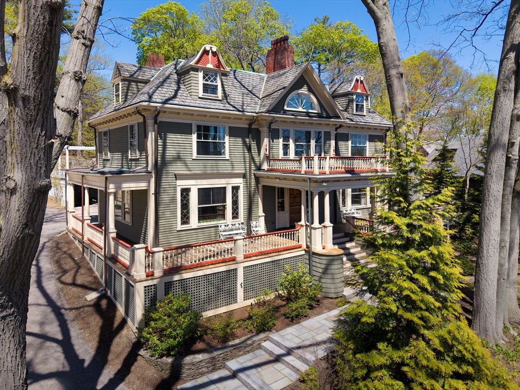 80 Mason Terrace 80, Brookline, MA 02446