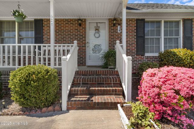 627 Pitts Chapel Road, Elizabeth City, NC 27909