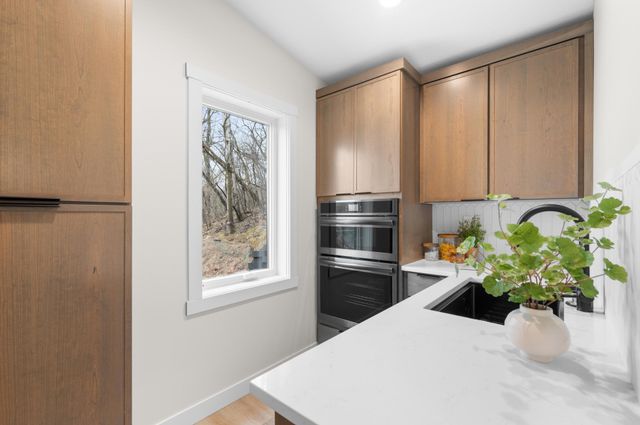 1810 Mayowood Road SW, Rochester, MN 55902