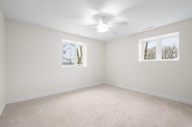 1810 Mayowood Road SW, Rochester, MN 55902