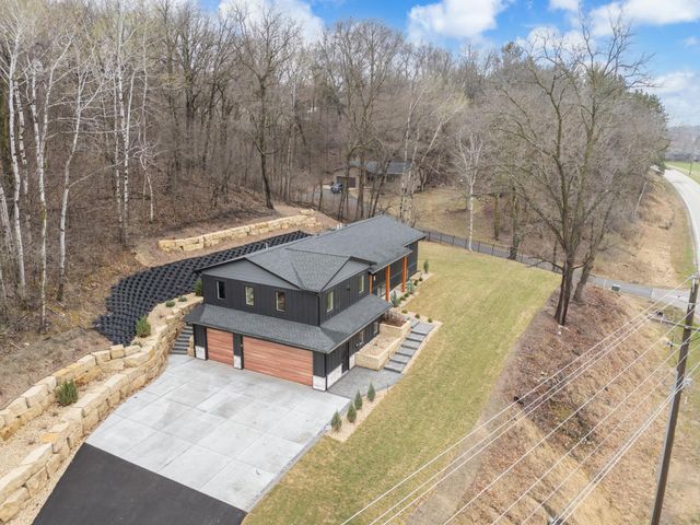 1810 Mayowood Road SW, Rochester, MN 55902