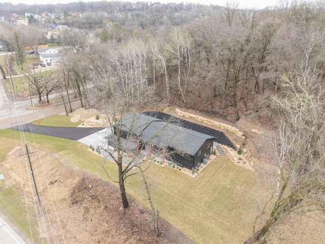 1810 Mayowood Road SW, Rochester, MN 55902