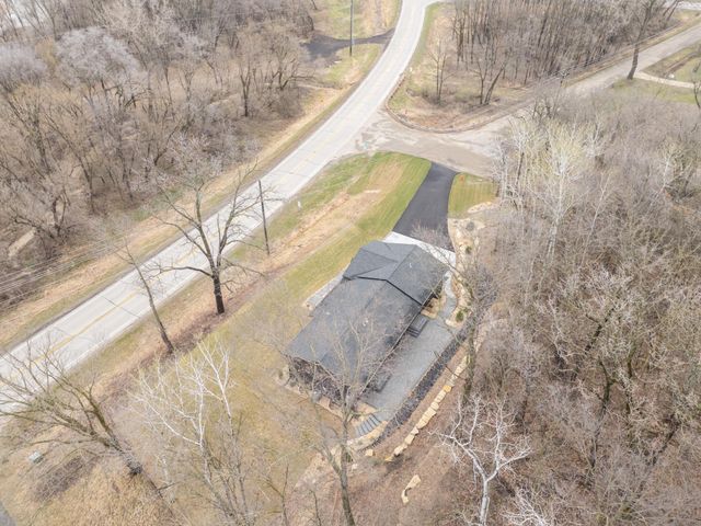 1810 Mayowood Road SW, Rochester, MN 55902