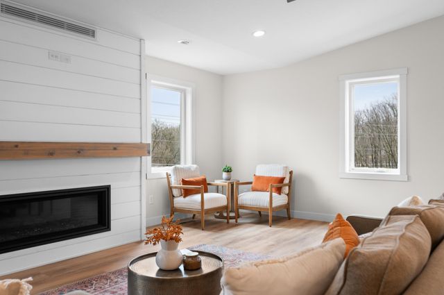 1810 Mayowood Road SW, Rochester, MN 55902