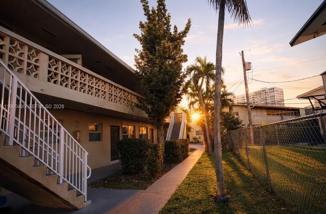 12275 NE 19th Ave 4, North Miami, FL 33181