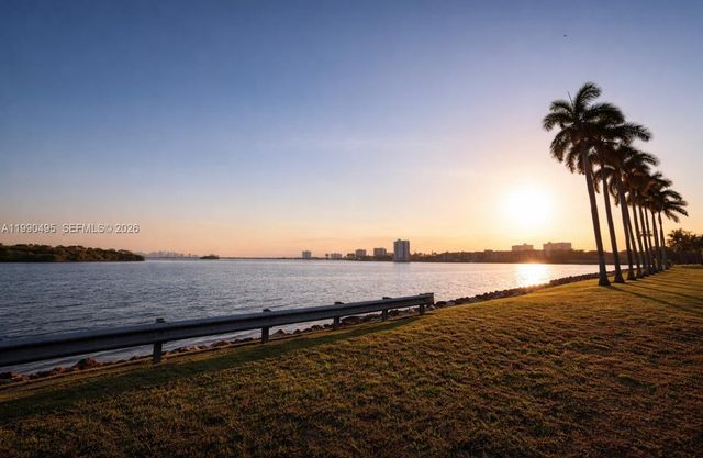 12275 NE 19th Ave 4, North Miami, FL 33181