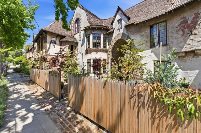 1841 Spruce Street 1, Berkeley, CA 94709