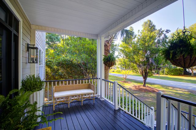 1505 Headquarters Plantation Drive, Johns Island, SC 29455