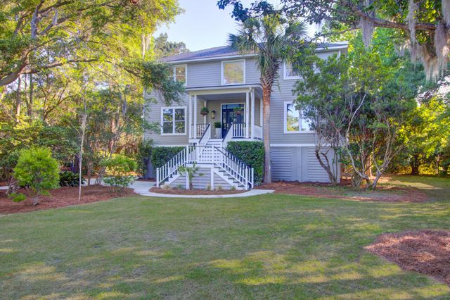 1505 Headquarters Plantation Drive, Johns Island, SC 29455
