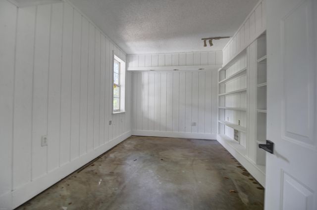 1505 Headquarters Plantation Drive, Johns Island, SC 29455