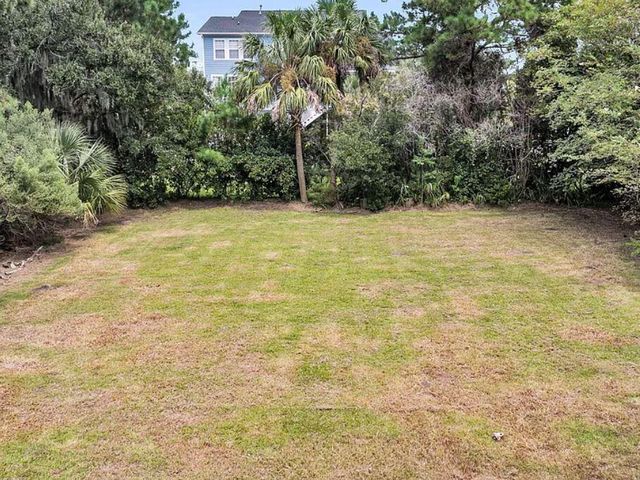 1505 Headquarters Plantation Drive, Johns Island, SC 29455