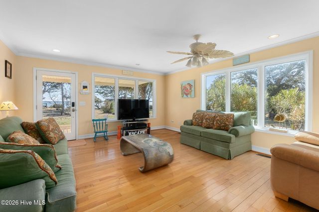 213 Sea Trace Lane, Newport, NC 28570