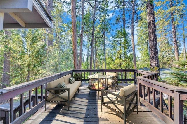 22693 Tamarack DR, Twain Harte, CA 95383