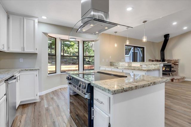 22693 Tamarack DR, Twain Harte, CA 95383