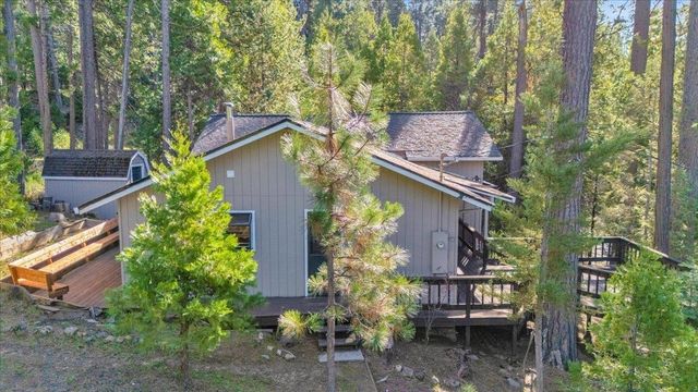 22693 Tamarack DR, Twain Harte, CA 95383