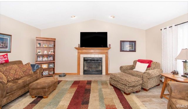 3462 County Road 36, Auburn, IN 46706