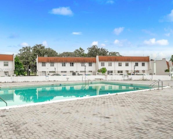 4174 Inverrary Drive 202, Lauderhill, FL 33319