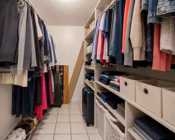 4174 Inverrary Drive 202, Lauderhill, FL 33319