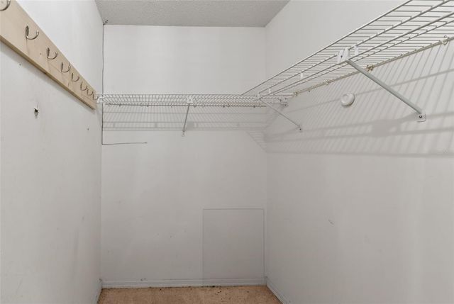 2121 MEADOWLARK LANE, Sun City Center, FL 33573