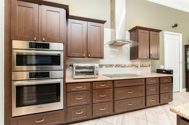 174 ROTONDA BOULEVARD E, Rotonda West, FL 33947