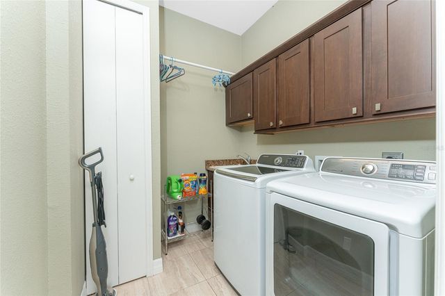 174 ROTONDA BOULEVARD E, Rotonda West, FL 33947