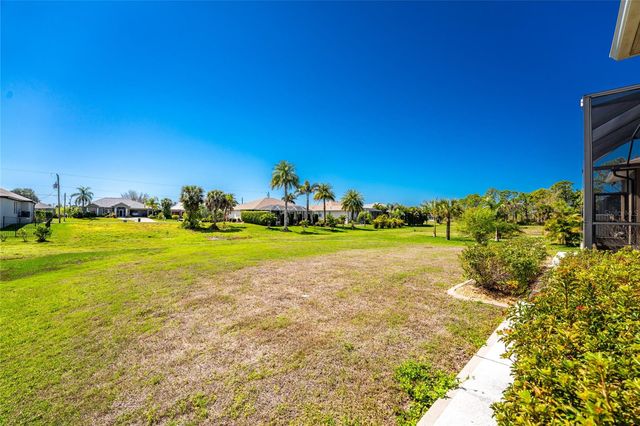 174 ROTONDA BOULEVARD E, Rotonda West, FL 33947