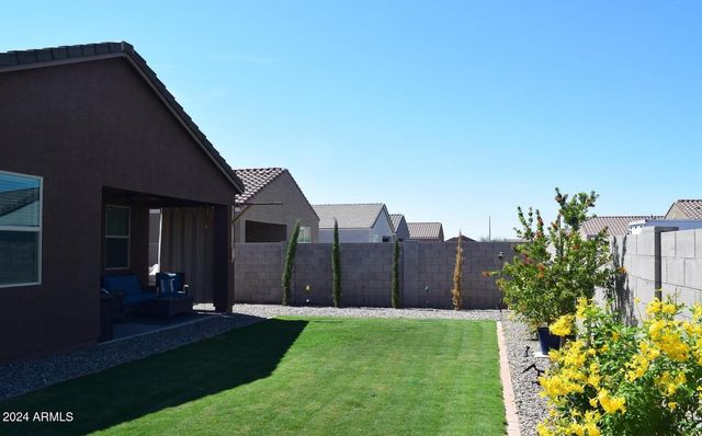 3722 E HAFLINGER Road, San Tan Valley, AZ 85140