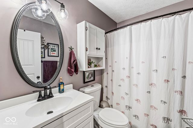 330 Southway Court, Bargersville, IN 46106